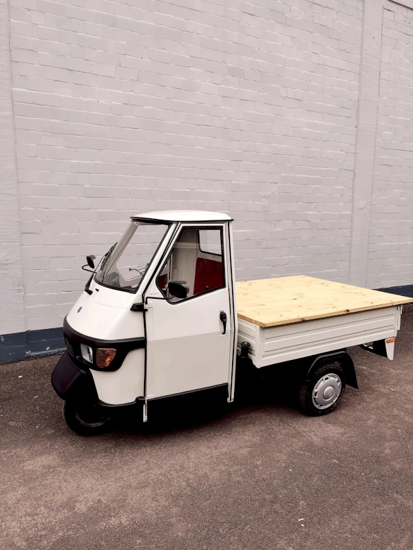 piaggio ape bar rental berlin3 piaggo ape bar for rent in Berlin